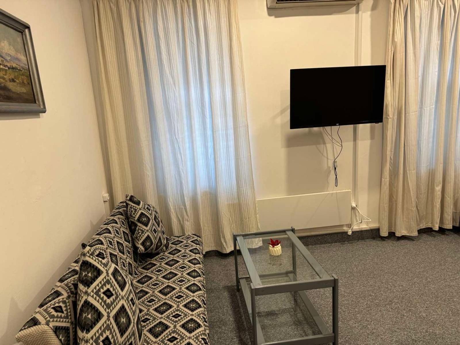 Family Hotel Dalis Sofia Ngoại thất bức ảnh